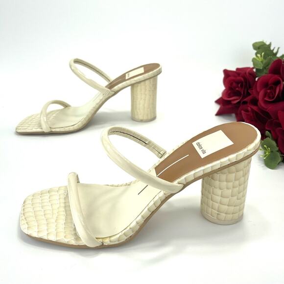 Dolce Vita Noles Chunky Heel Sandal Size 7.5 Ivory Leather Two-Strap Slip-On - Picture 3 of 16